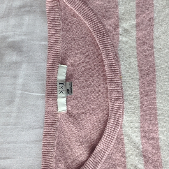 Pink Striped Cropped Sweater - Picture 2 of 6